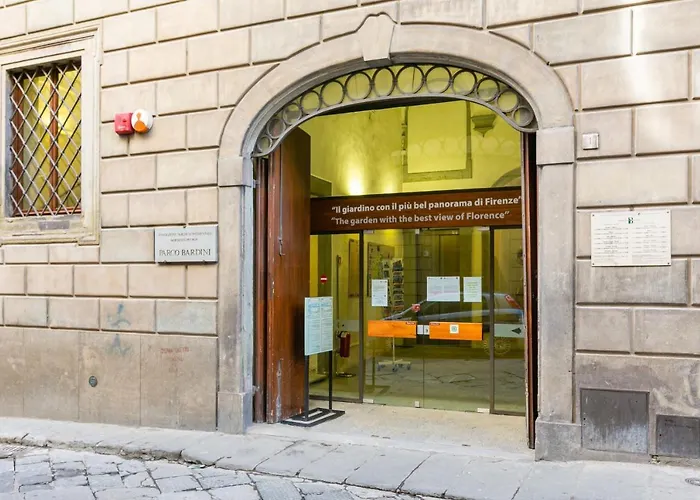 Guesthost - Giardino Bardini Cozy Apartment